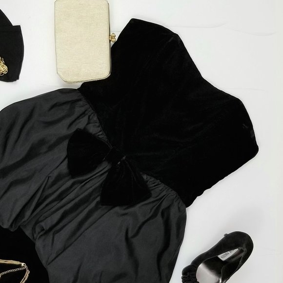 FIND THESE BEAUTIES & SO MUCH MORE IN MY CLOSET! - Picture 2 of 5